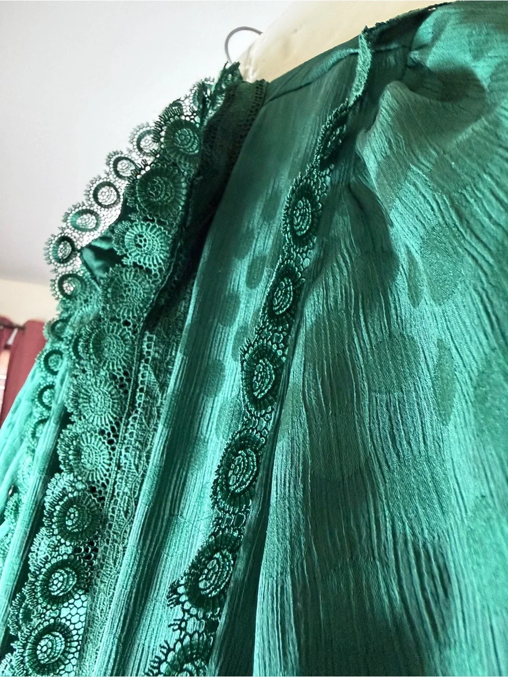 Max Studio Emerald Sheer Lace Satin Polka Dot Tiered Maxi Dress Forest Goddess - Picture 7 of 16